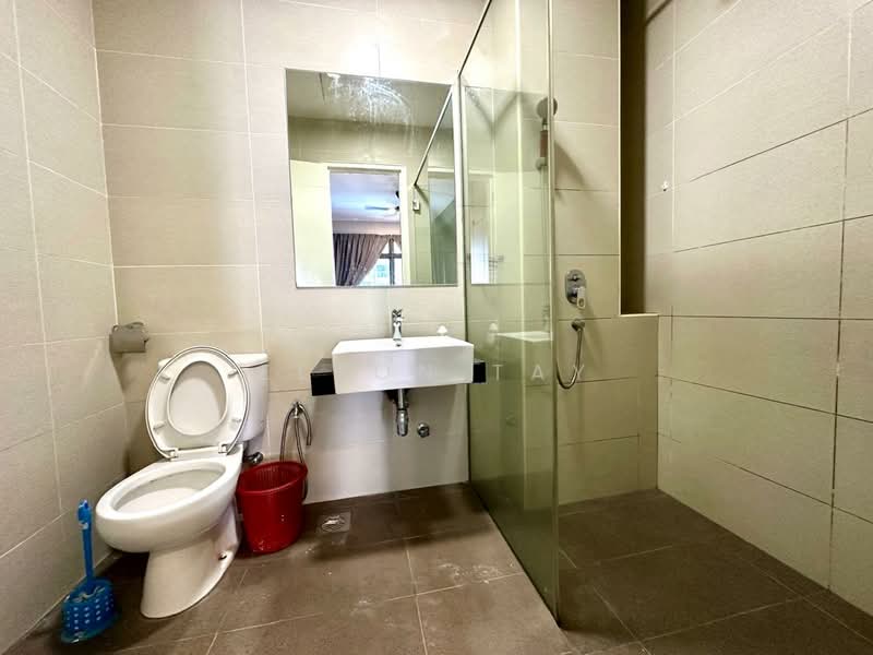 Service Residence for Sale at Atlantis Residences (Pangsapuri Atlantis Kota Syahbandar) - Elson Tay - Bathroom - PropertyGuru.com.my