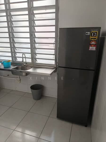 Halaman Kristal untuk Untuk Disewa - RM 1,300 /bulan, Mac 2026 - Kitchen - PropertyGuru.com.my