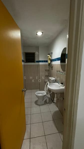 Puncak Baiduri Apartment untuk Untuk Dijual - RM 308,000, Mac 2026 - Bathroom - PropertyGuru.com.my