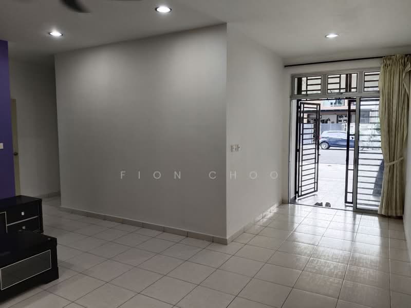 2-storey Terraced House for Rent in Taman Nusa Idaman (Iskandar Puteri (Nusajaya)) - Fion Choo - Living Room - PropertyGuru.com.my