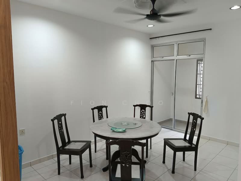 2-storey Terraced House for Rent in Taman Nusa Idaman (Iskandar Puteri (Nusajaya)) - Fion Choo - Dining Room - PropertyGuru.com.my