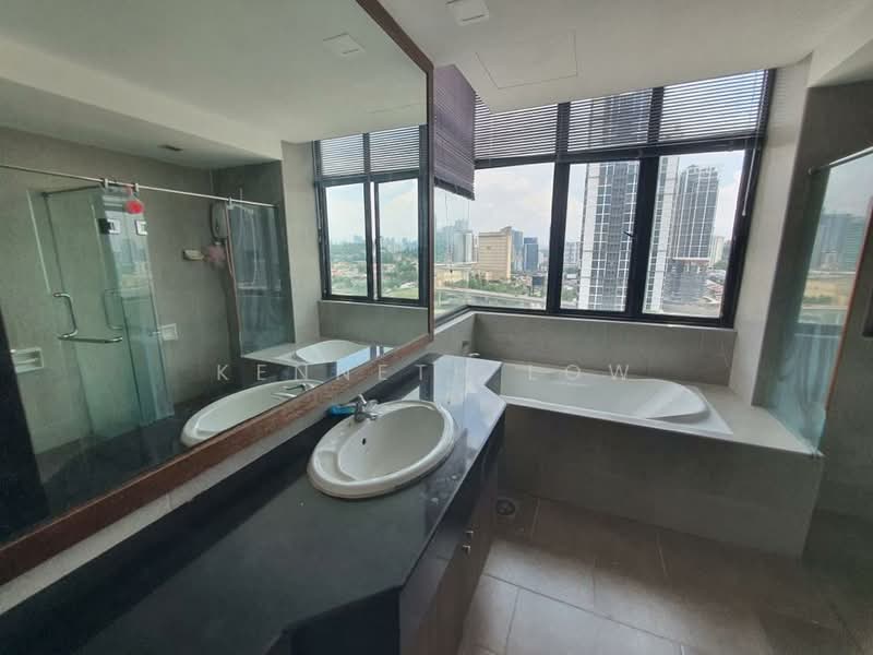 Kondominium untuk Disewa di Saville Residence - Kenneth Low - Bathroom - PropertyGuru.com.my