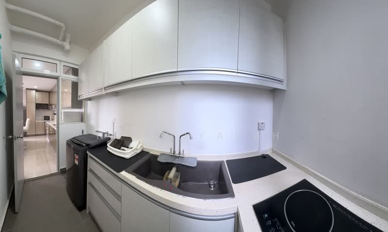 Condominium for Rent at Dwiputra Residences - Nur Diyanah - Kitchen - PropertyGuru.com.my