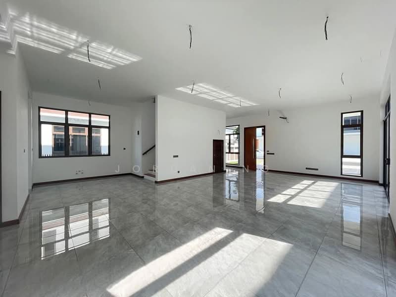 Bungalow for Sale in Setia Alam (Selangor) - Jordan Ng - Living Room - PropertyGuru.com.my