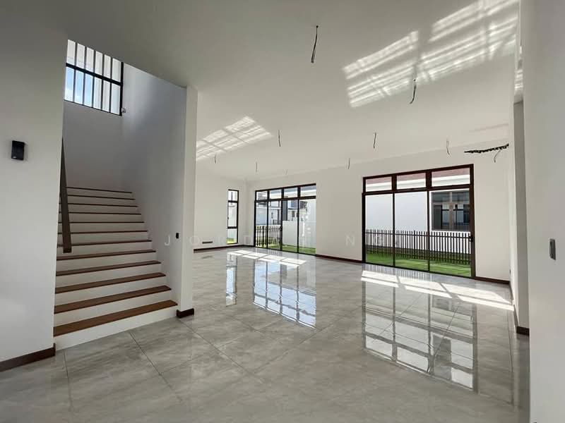 Bungalow for Sale in Setia Alam (Selangor) - Jordan Ng - Living Room - PropertyGuru.com.my