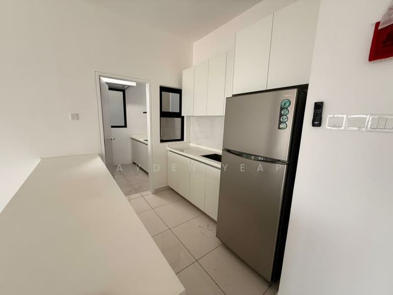 Vertu Resort untuk Untuk Disewa - RM 1,800 /bulan, Mac 2026 - Kitchen - PropertyGuru.com.my