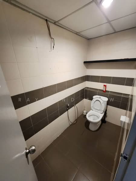 Office for Sale in Petaling Jaya (Selangor) - Raymond Siew - Bathroom - PropertyGuru.com.my