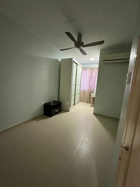 2-storey Terraced House for Sale in Sungai Ara (Penang) - Ay Huey - Bedroom - PropertyGuru.com.my