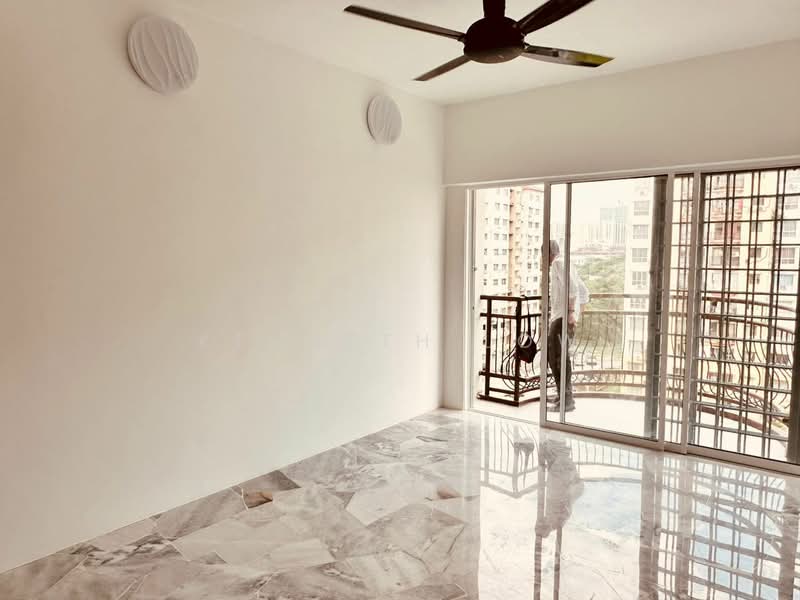 Abadi Indah untuk Untuk Dijual - RM 310,000, Mac 2026 - Balcony - PropertyGuru.com.my