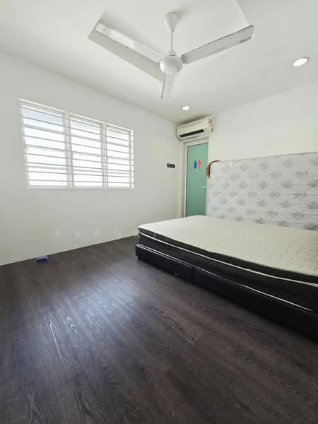 Taman Cheras untuk Untuk Dijual - RM 880,000, Mac 2026 - Bedroom - PropertyGuru.com.my