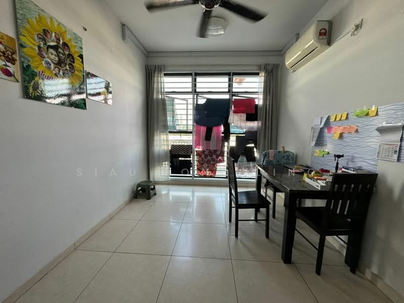 Service Residence for Sale at The Garden Residences - Siau Tong Ling - Living Room - PropertyGuru.com.my