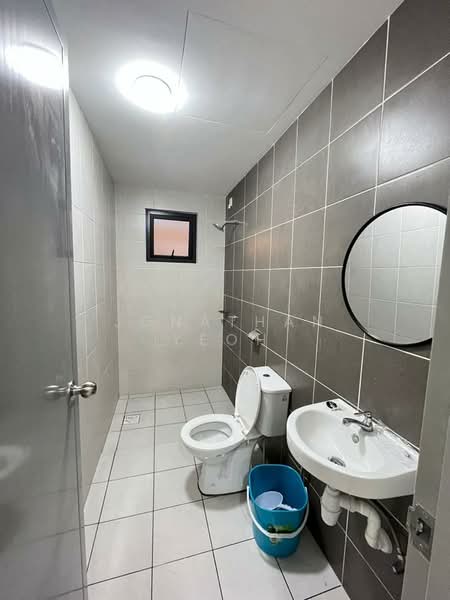 Upperville @ 16 Quartz untuk Untuk Disewa - RM 1,700 /bulan, Mac 2026 - Bathroom - PropertyGuru.com.my