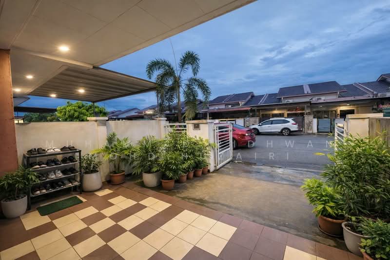 1-storey Terraced House for Sale in Klang (Selangor) - Muhammad Ridhwan Mohd Huzairi - Exterior - PropertyGuru.com.my