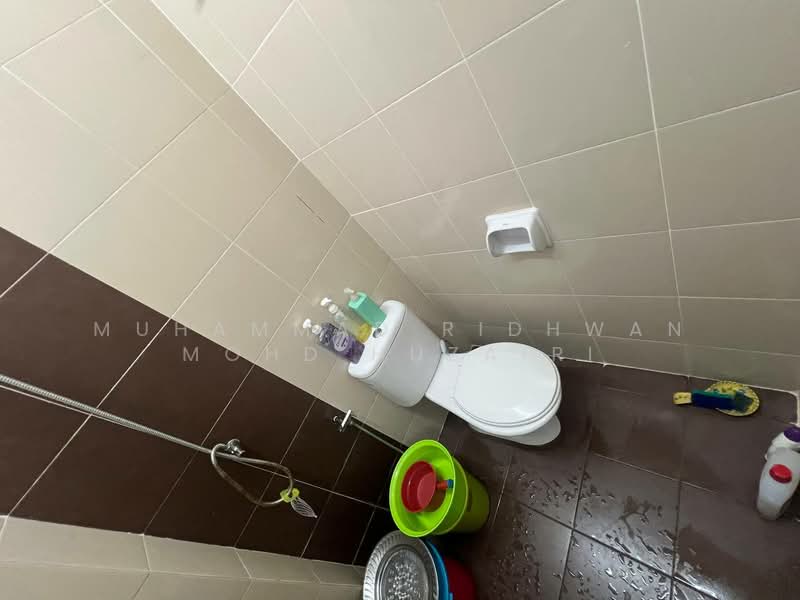 1-storey Terraced House for Sale in Klang (Selangor) - Muhammad Ridhwan Mohd Huzairi - Bathroom - PropertyGuru.com.my