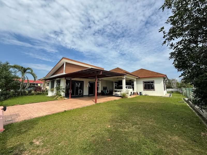 Bungalow for Sale in Seremban (Negeri Sembilan) - Muhammad Ridhwan Mohd Huzairi - Exterior - PropertyGuru.com.my