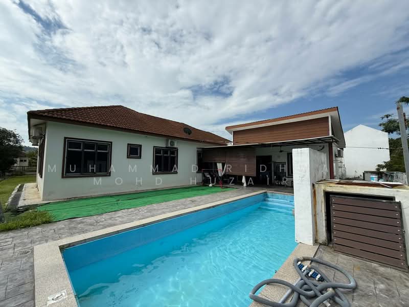 Bungalow for Sale in Seremban (Negeri Sembilan) - Muhammad Ridhwan Mohd Huzairi - Exterior - PropertyGuru.com.my