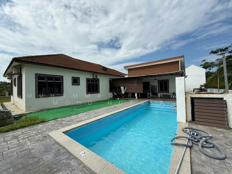 Bungalow for Sale in Seremban (Negeri Sembilan) - Muhammad Ridhwan Mohd Huzairi - Exterior - PropertyGuru.com.my