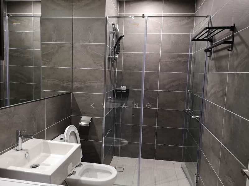 Bell Suites untuk Untuk Disewa - RM 1,699 /bulan, Mac 2026 - Bathroom - PropertyGuru.com.my