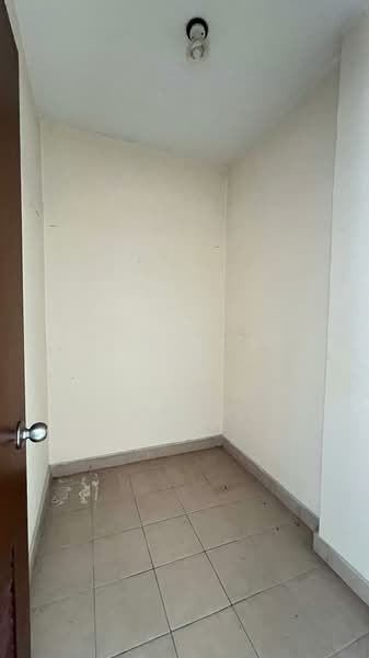Apartment for Rent at Molek Pine 2 - Jessica Ma - Interior - PropertyGuru.com.my