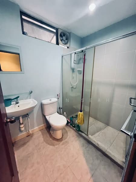 Ayu Heights untuk Untuk Dijual - RM 380,000, Mac 2026 - Bathroom - PropertyGuru.com.my