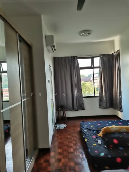 Apartment for Sale at Bukit Dumbar Permai - Mervyn Seah - Bedroom - PropertyGuru.com.my