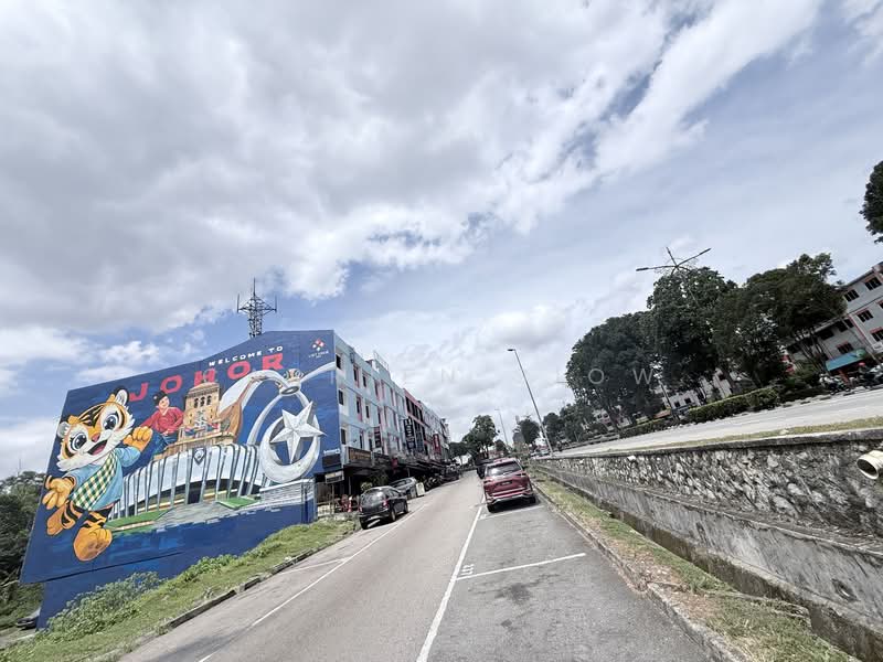 Shop / Office for Sale in Larkin (Johor Bahru) - Carrien Siow - PropertyGuru.com.my