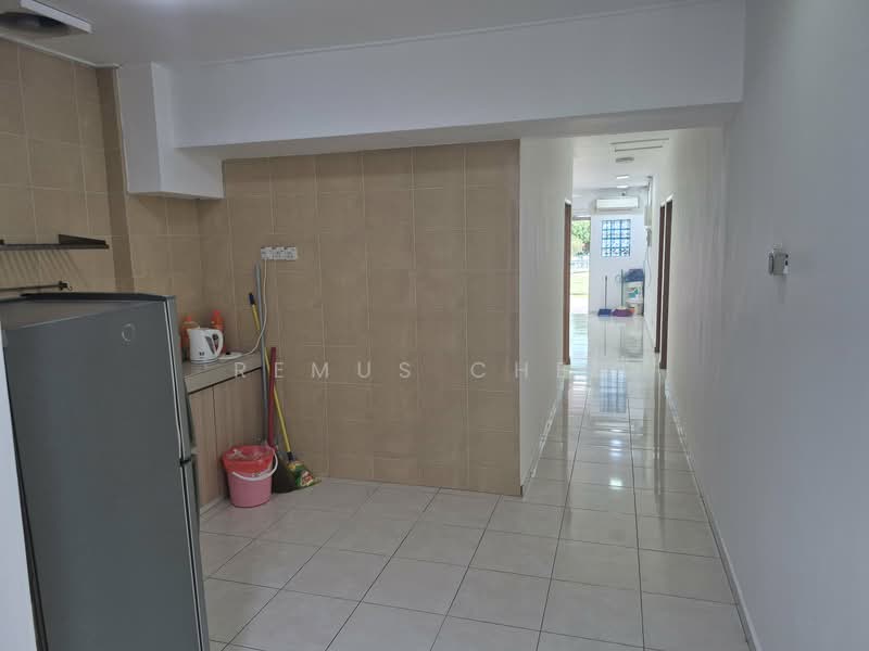 Jalan Lemasai 8, Section 8, 46050, Petaling Jaya untuk Untuk Disewa - RM 3,000 /bulan, Mac 2026 - Kitchen - PropertyGuru.com.my
