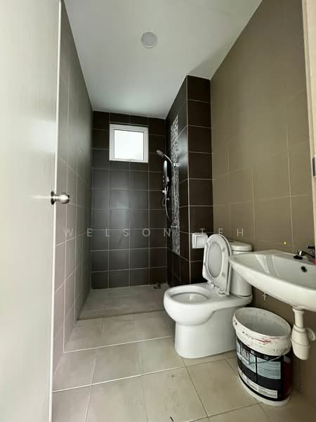 Solaria Residences untuk Untuk Dijual - RM 800,000, Mac 2026 - Bathroom - PropertyGuru.com.my