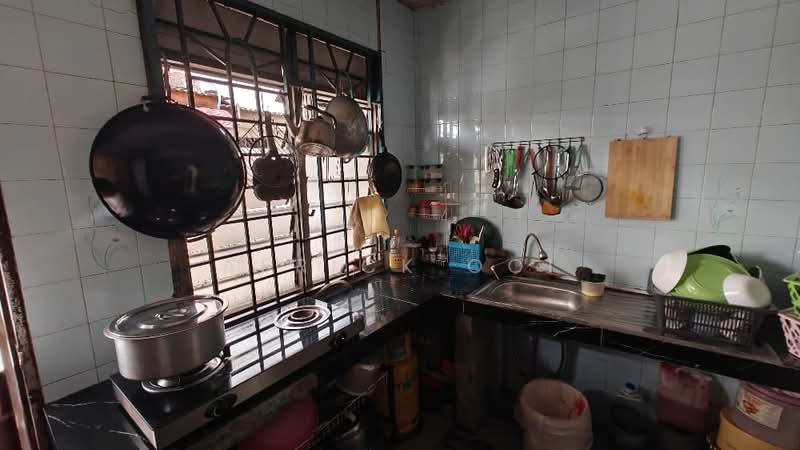 2-storey Terraced House for Sale in Taman Rinting (Masai) - Africk Ooi - Kitchen - PropertyGuru.com.my