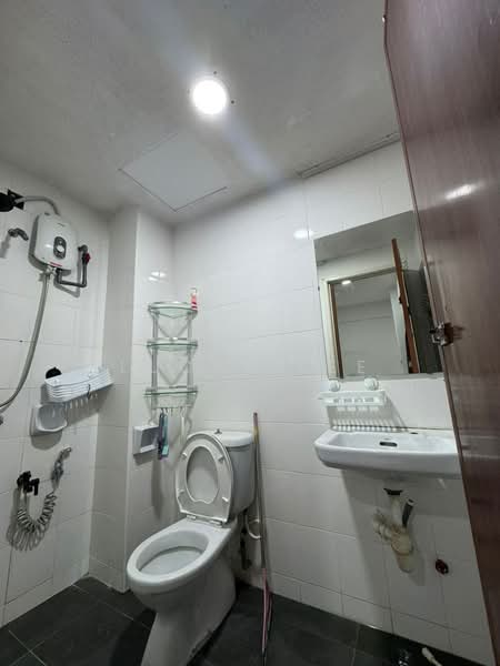 Condominium for Sale at Casa Tebrau @ Seri Palma - Lucas Lee - Bathroom - PropertyGuru.com.my