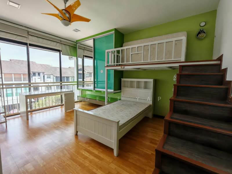 3-storey Terraced House for Sale in Denai Alam (Shah Alam) - Eugene Yap - Bedroom - PropertyGuru.com.my