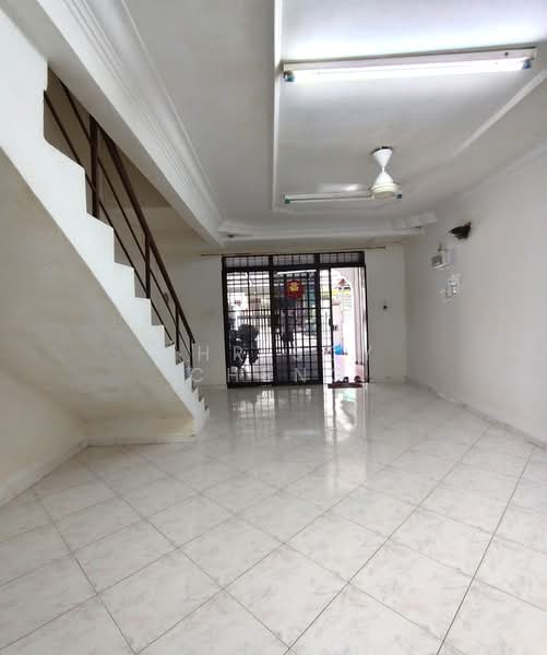 Johor Jaya Johors Jayas untuk Untuk Disewa - RM 1,500 /bulan, Mac 2026 - Living Room - PropertyGuru.com.my