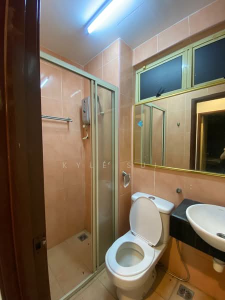 Condominium for Sale at East Lake Residence - Kyle Sui - Bathroom - PropertyGuru.com.my