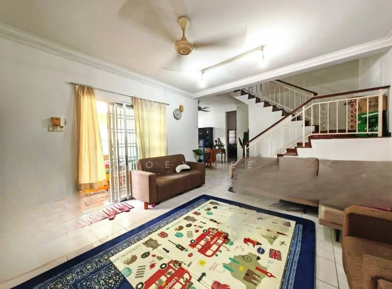 2-storey Terraced House for Sale in Taman Impian Emas (Skudai) - Zoey Lee - Living Room - PropertyGuru.com.my