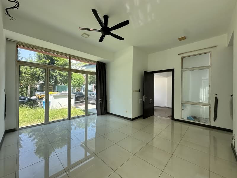 Setia Eco Park untuk Untuk Dijual - RM 2,400,000, Mac 2026 - Living Room - PropertyGuru.com.my