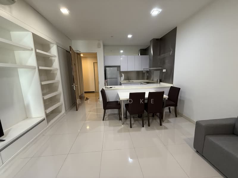 Service Residence for Sale at Camellia Serviced Suites - Bee Yoke - Kitchen - PropertyGuru.com.my