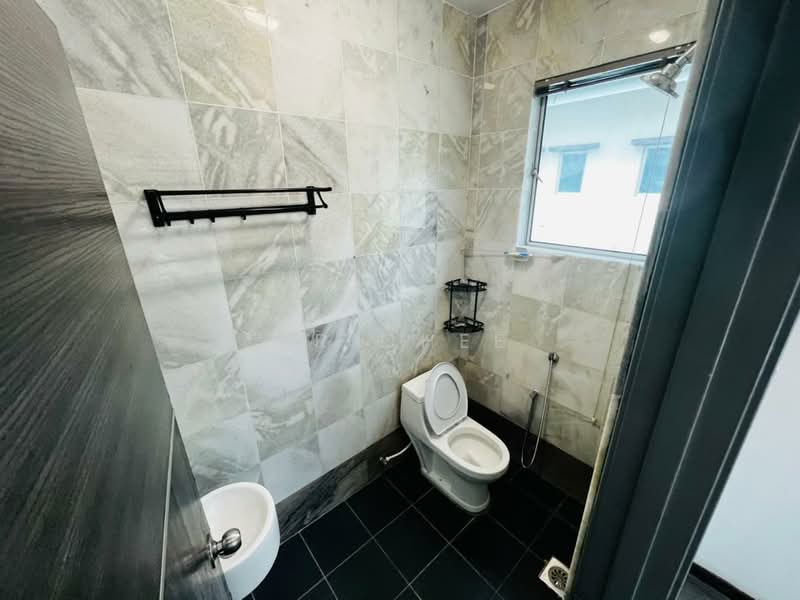 Panorama Tawas Savana untuk Untuk Disewa - RM 1,800 /bulan, Mac 2026 - Bathroom - PropertyGuru.com.my