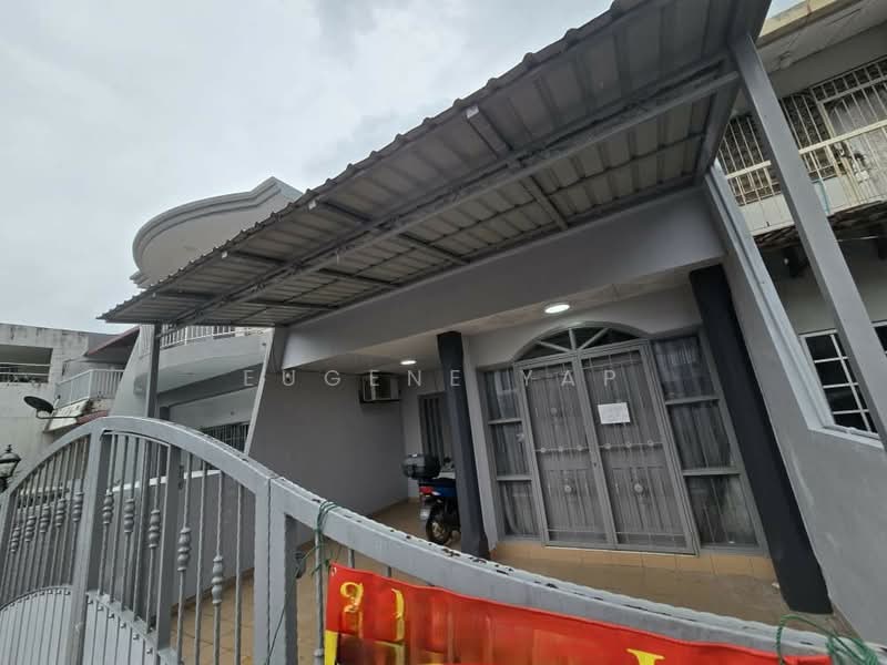 2-storey Terraced House for Sale in Taman Selayang Jaya (Selayang) - Eugene Yap - Exterior - PropertyGuru.com.my