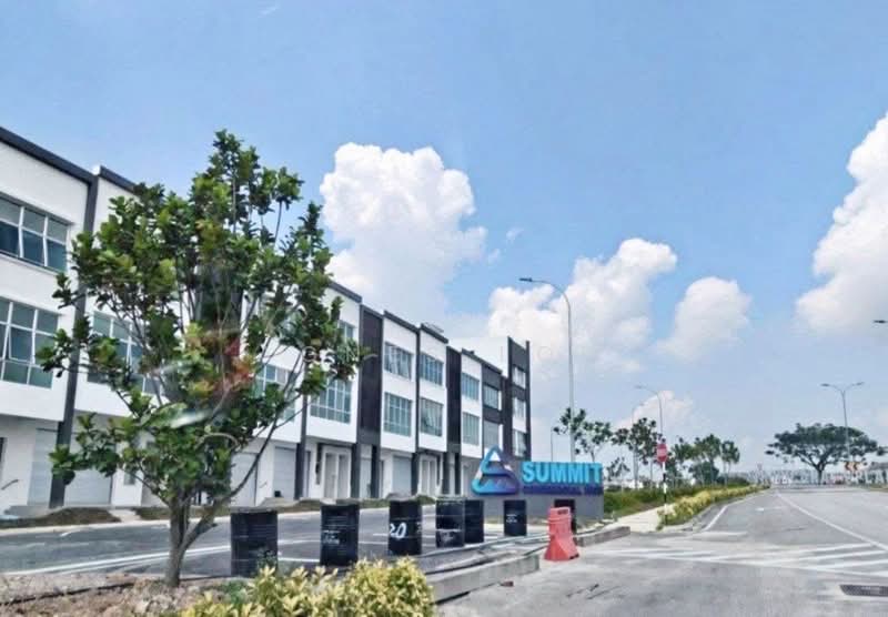 Shop / Office for Sale in Gelang Patah (Johor) - Agnes Low - Exterior - PropertyGuru.com.my