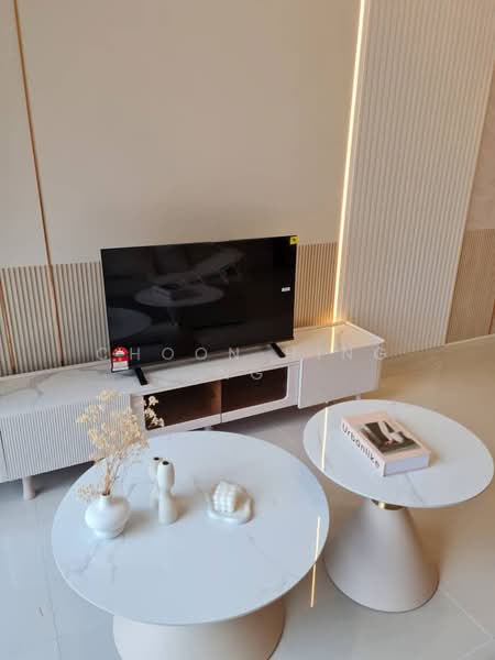 Sunway Velocity TWO untuk Untuk Disewa - RM 6,000 /bulan, Mac 2026 - Living Room - PropertyGuru.com.my