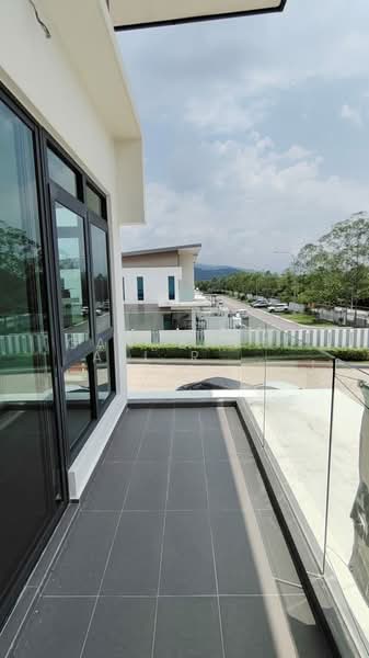 One park Sunway Idaman Semenyih untuk Untuk Dijual - RM 865,000, Apr 2026 - Balcony - PropertyGuru.com.my