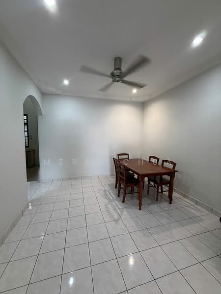 1-storey Terraced House for Rent in Ulu Tiram (Johor) - Merry Chua - Dining Room - PropertyGuru.com.my