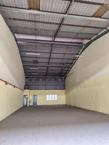 Kilang Teres untuk Disewa di Taman Perindustrian Puchong (Puchong) - Jacklyn Loh - Interior - PropertyGuru.com.my