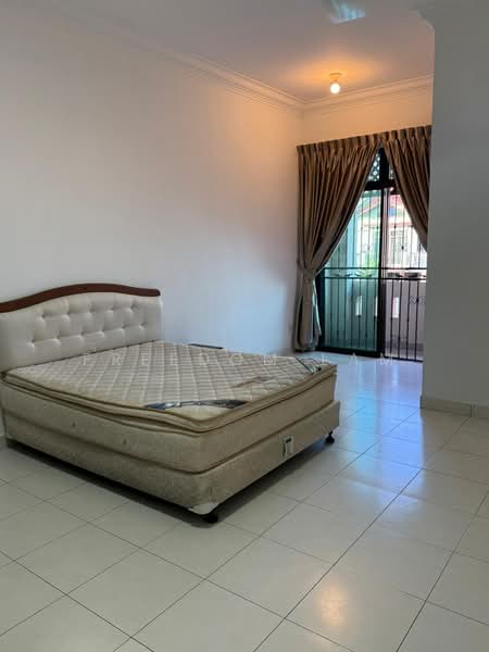 2-storey Terraced House for Rent in Taman Sutera Utama (Skudai) - Freedom Lam - Bedroom - PropertyGuru.com.my