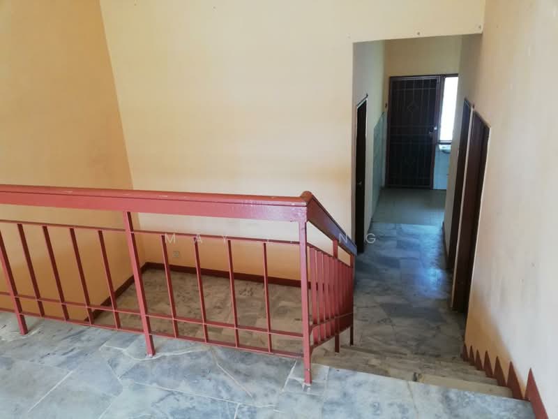 1-storey Terraced House for Sale in Bandar Sungai Buaya (Serendah) - May Liong - Corridor - PropertyGuru.com.my