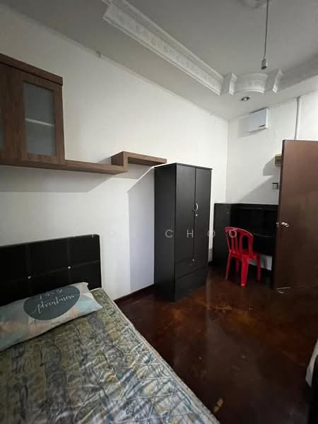 2-storey Terraced House for Rent in Setia Indah (Ulu Tiram) - Fion Choo - Bedroom - PropertyGuru.com.my