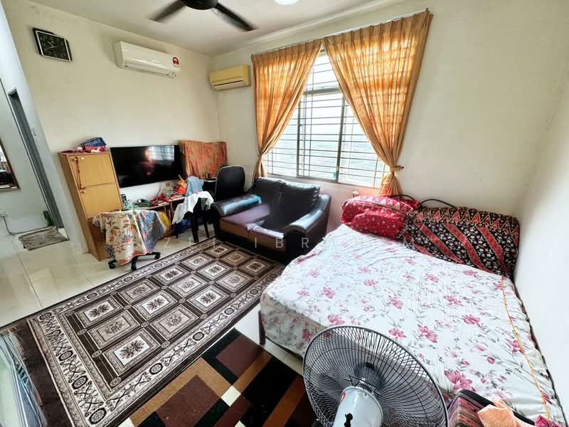 Apartment for Sale at Pangsapuri Anggun - Azli Ibrahim - Bedroom - PropertyGuru.com.my