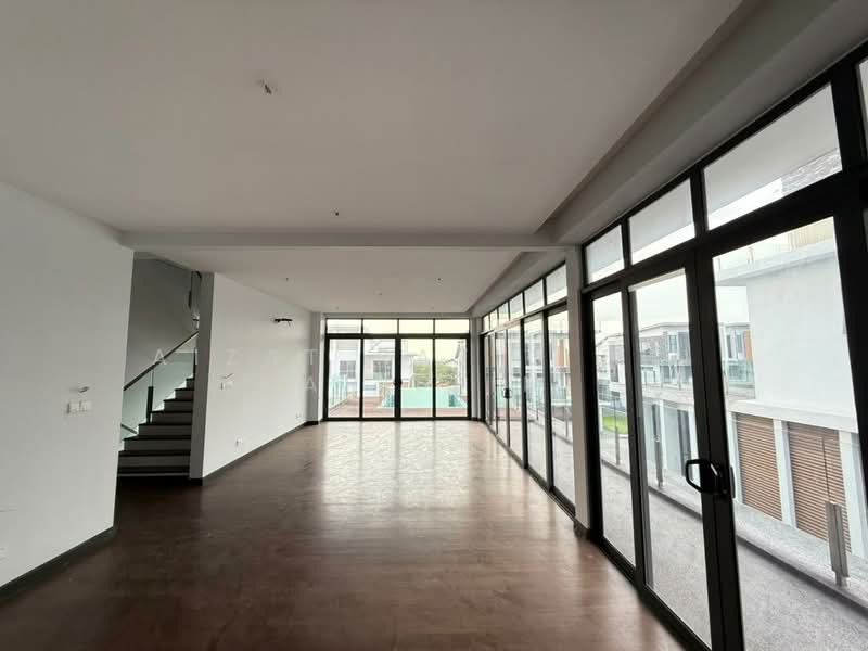 Bungalow for Sale in Alam Nusantara (Setia Alam) - Aizat Rafiq Bin Ariffin - Living Room - PropertyGuru.com.my