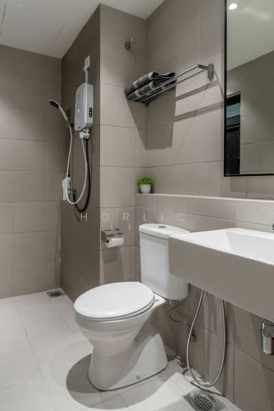 Service Residence for Rent at Maya Bay Residences @ Gamuda Cove - Horlic Lim - Bathroom - PropertyGuru.com.my