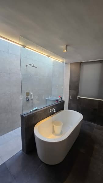 Taman Naluri Indah untuk Untuk Dijual - RM 1,200,000, Mac 2026 - Bathroom - PropertyGuru.com.my